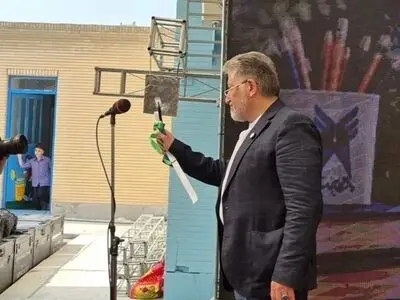 رئیس دانشگاه آزاد زنگ آغاز سال تحصیلی را به صدا درآورد