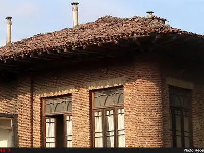پاسخ مونسان درخصوص آتش گرفتن خانه تاریخی گوهرتاج