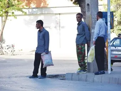 پایین بودن دستمزد و تنگ شدن عرصه بر کارگران فصلی 