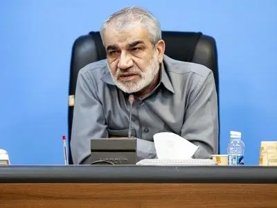 ترویج و تبیین قانون اساسی برای اقشار مختلف در دستور کار قرار گیرد