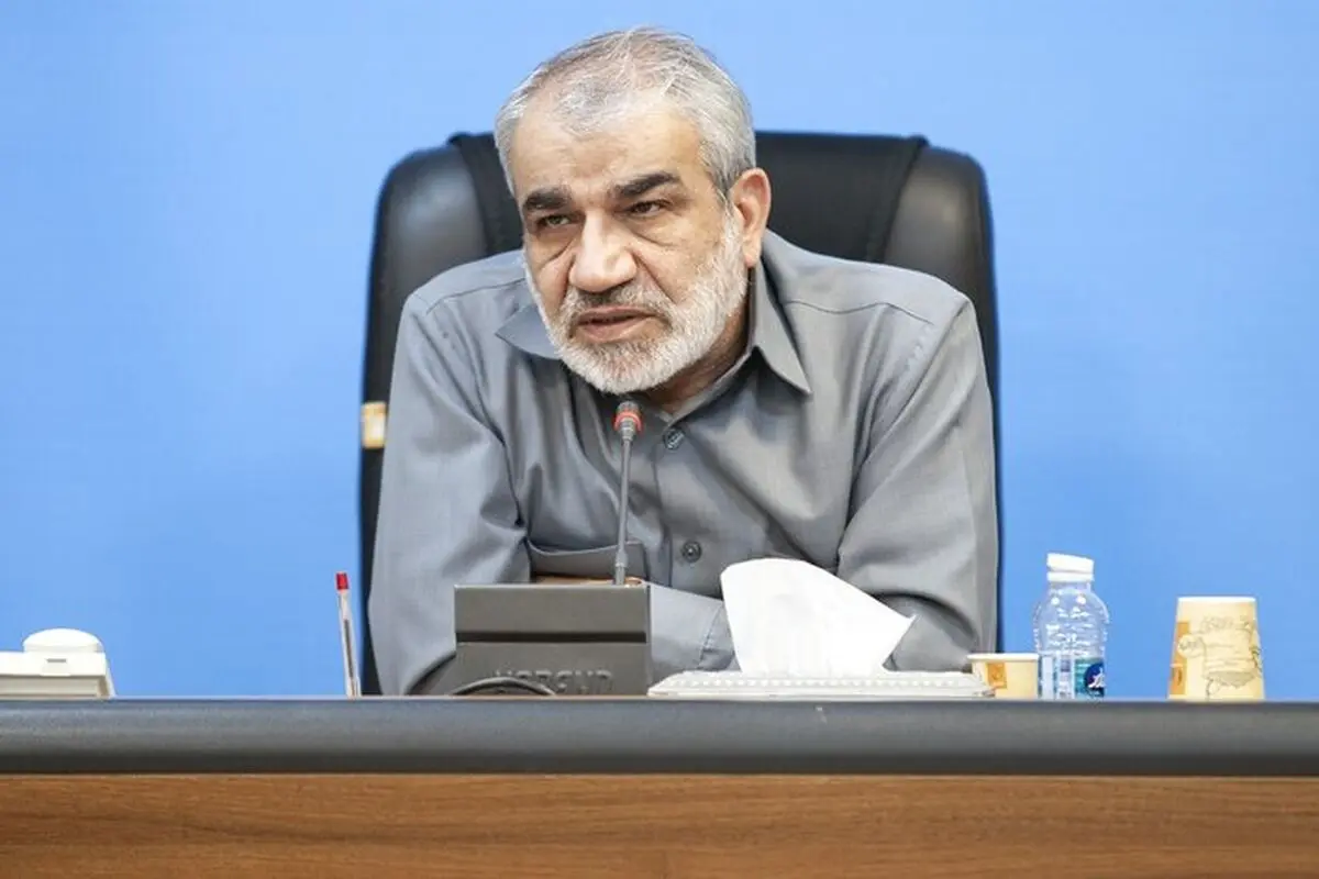 ترویج و تبیین قانون اساسی برای اقشار مختلف در دستور کار قرار گیرد