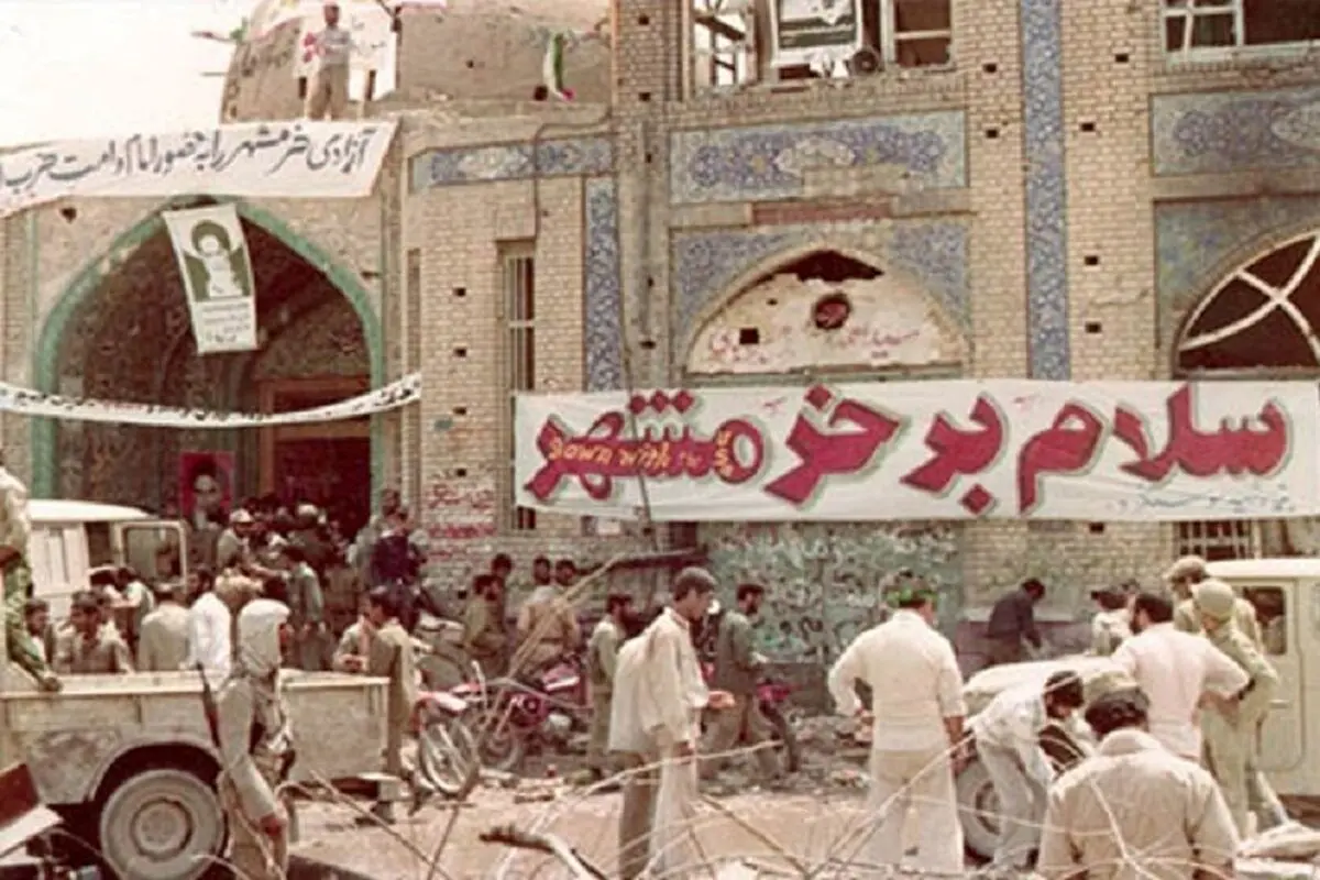 تصاویری از لحظات اولیه آزاد سازی خرمشهر/فیلم