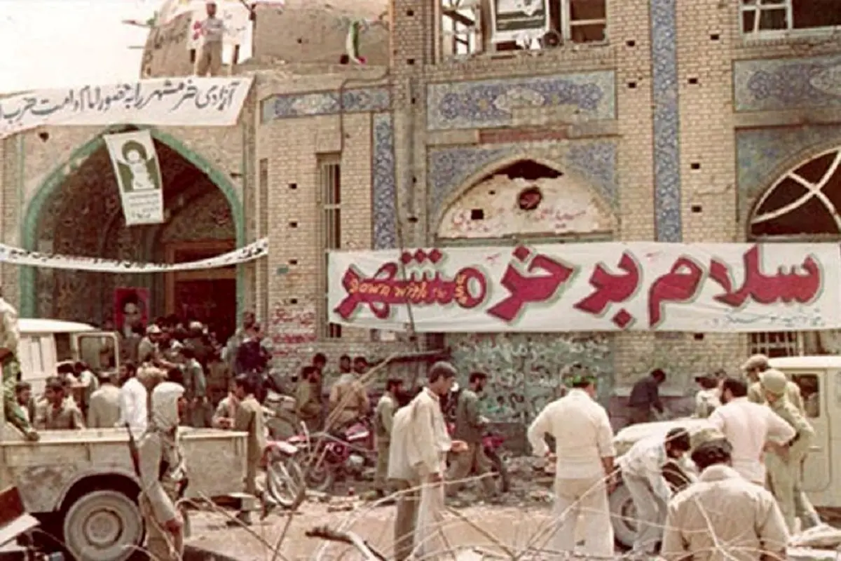 تصاویری از لحظات اولیه آزاد سازی خرمشهر/فیلم