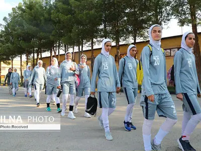 سفر بانوی فوتبالیست تاکستانی به اردوی ازبکستان