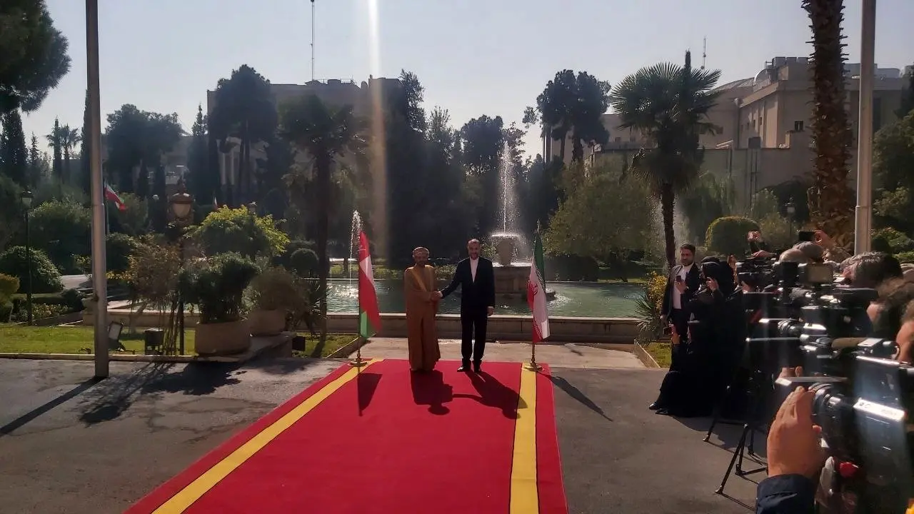 استقبال امیرعبداللهیان  از وزیر خارجه عمان