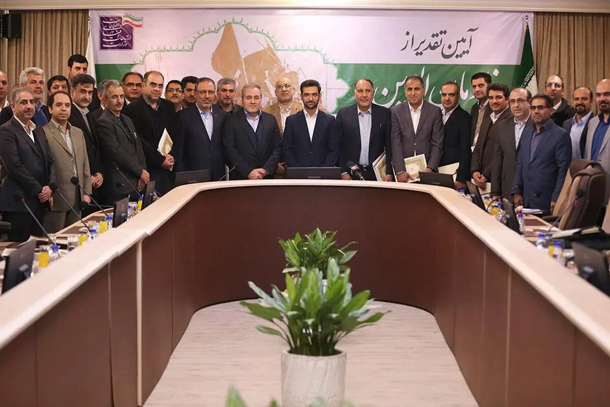 دائمی شدن فعالیت کارگروه ارتقای کیفیت ارتباطات در اربعین حسینی / رضایت زوار از ارتباطات داخل مرز ایران 