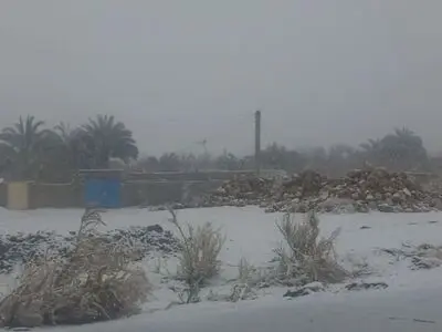 بارش برف در شش روستای شهرستان حاجی آباد