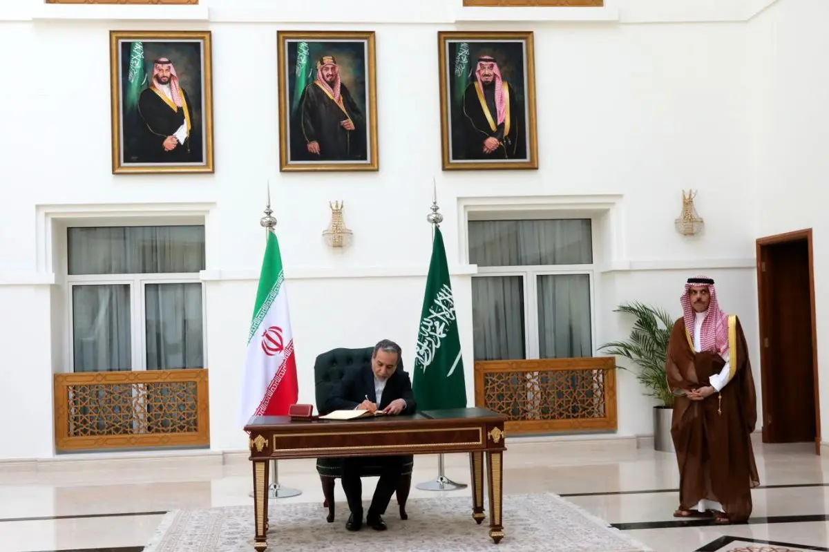 دیدار عراقچی با وزیر امور خارجه عربستان سعودی