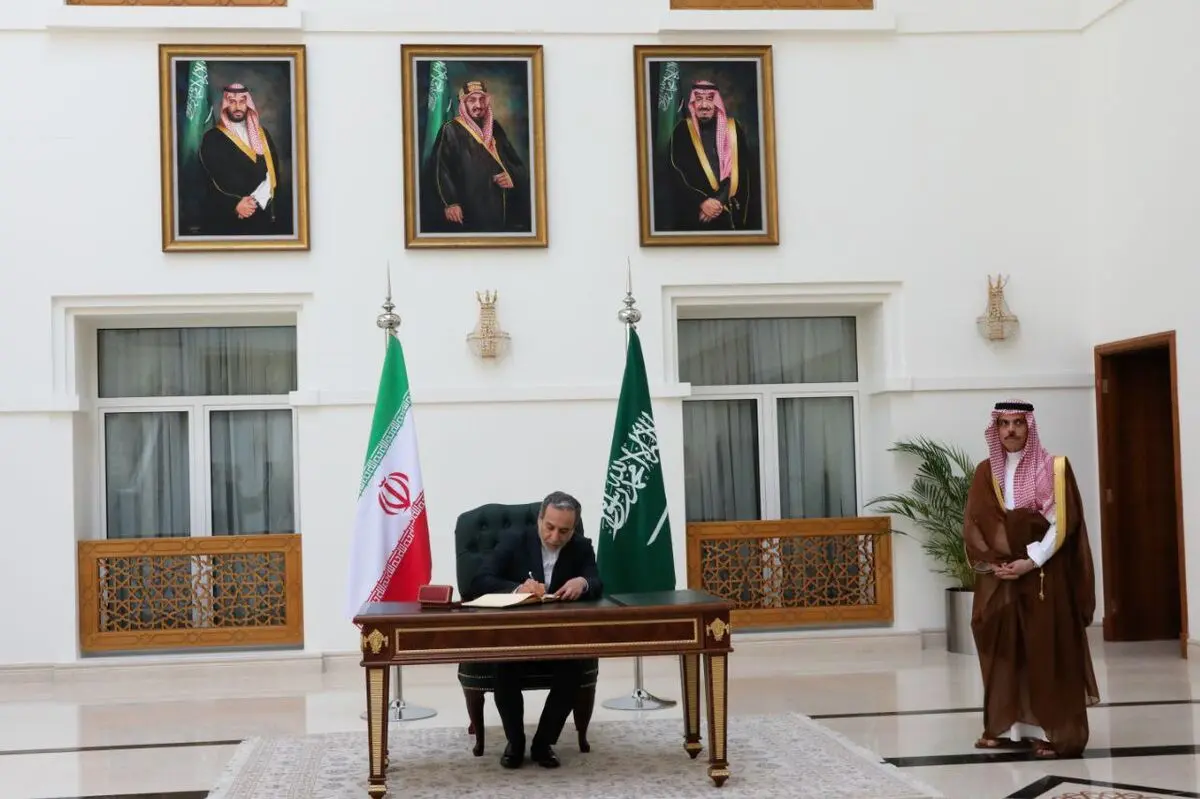 دیدار عراقچی با وزیر امور خارجه عربستان سعودی