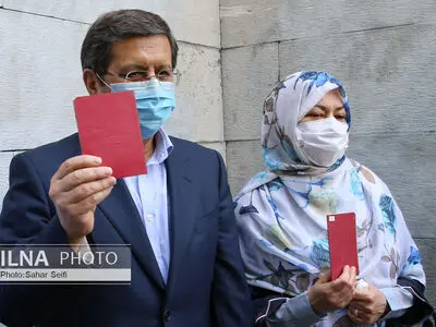 حضور عبدالناصر همتی در انتخابات ۱۴۰۰