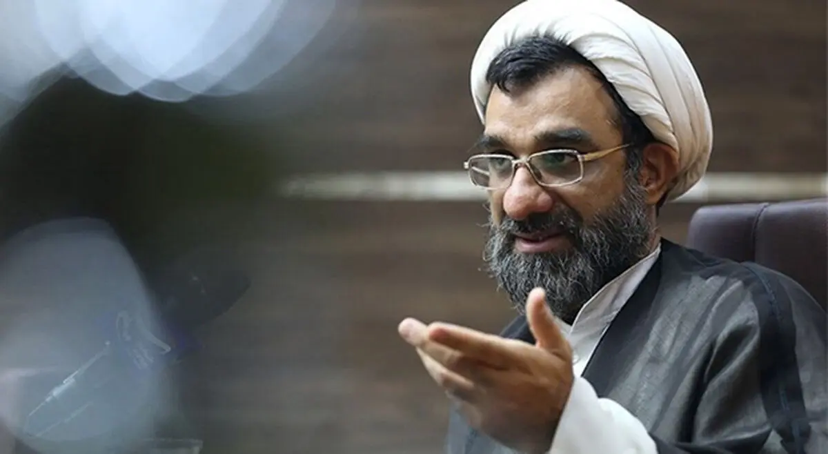هیات علمی زیادی را به دلیل رکود علمی باید اخراج کنیم/ برخی دانشجویان PHD در حد لیسانس هم سواد ندارند