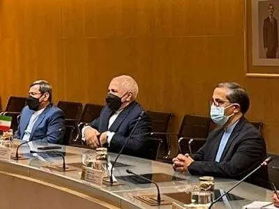Zarif: Extensive negotiations on economic relations in Spain