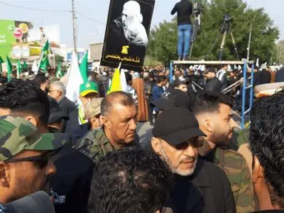 حضور مقام‌های سیاسی و نظامی بلندپایه عراقی در مراسم تشییع شهدای حمله تروریستی آمریکا