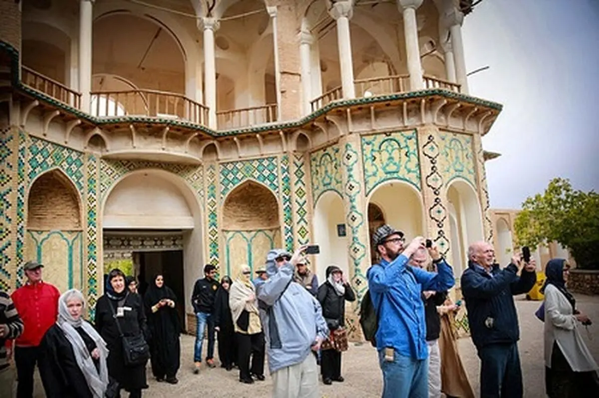 8 Million Tourists Visit Iran in 10 Months: Minister