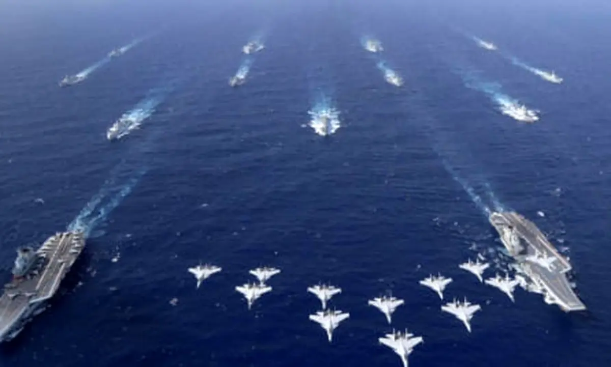 گشت هوایی و دریایی پکن در دریای چین جنوبی