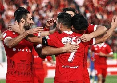 پیروزی پرگل پرسپولیس با اوسمار/ بازگشت به جمع مدعیان با عبور از استقلال خوزستان