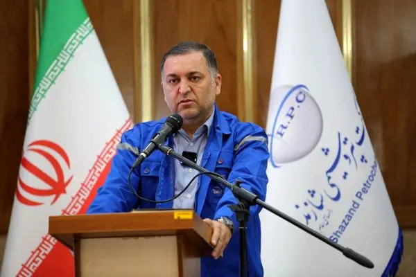 رفع ناترازی مالی در شرکت پتروشیمی شازند با جدیت در حال بررسی است / کارگران ستون اصلی تولید در صنعت هستند