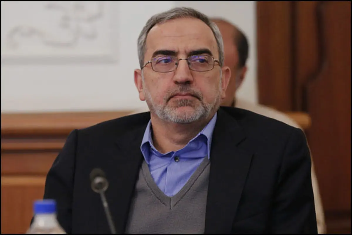 امضا قرارداد ساخت ۵ قلم کالای مورد نیاز صنعت نفت/تا سال ۱۴۰۰  تولید نفت خام کشور ۵ /۴ میلیون بشکه در روز خواهد بود