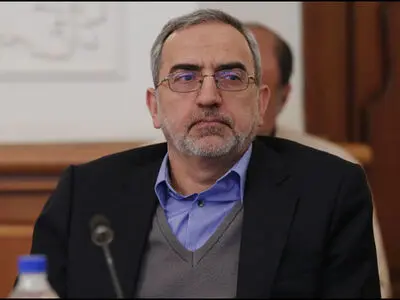 امضا قرارداد ساخت ۵ قلم کالای مورد نیاز صنعت نفت/تا سال ۱۴۰۰  تولید نفت خام کشور ۵ /۴ میلیون بشکه در روز خواهد بود