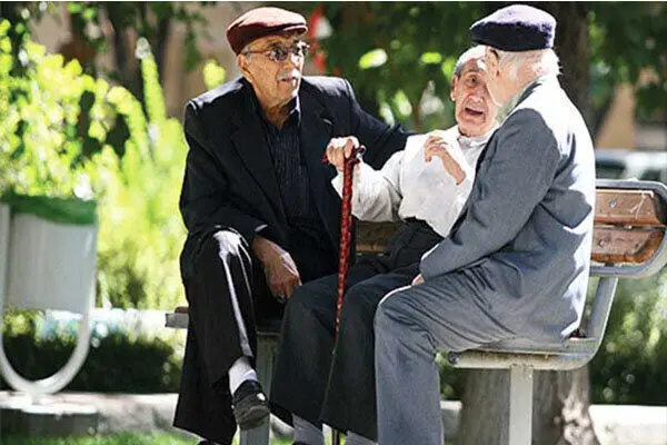 بازنشستگان سرمایه اجتماعی و گنجینه های تجربه و خرد  جامعه هستند 