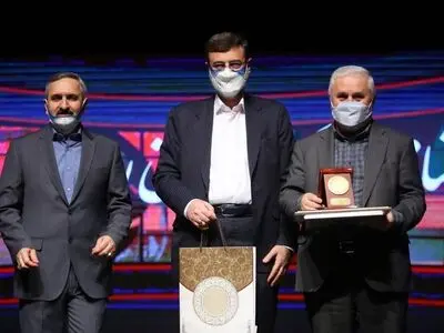 نخستین نشان طلایی اتحادیه اروپا-اسکو به علی دارابی اهدا شد