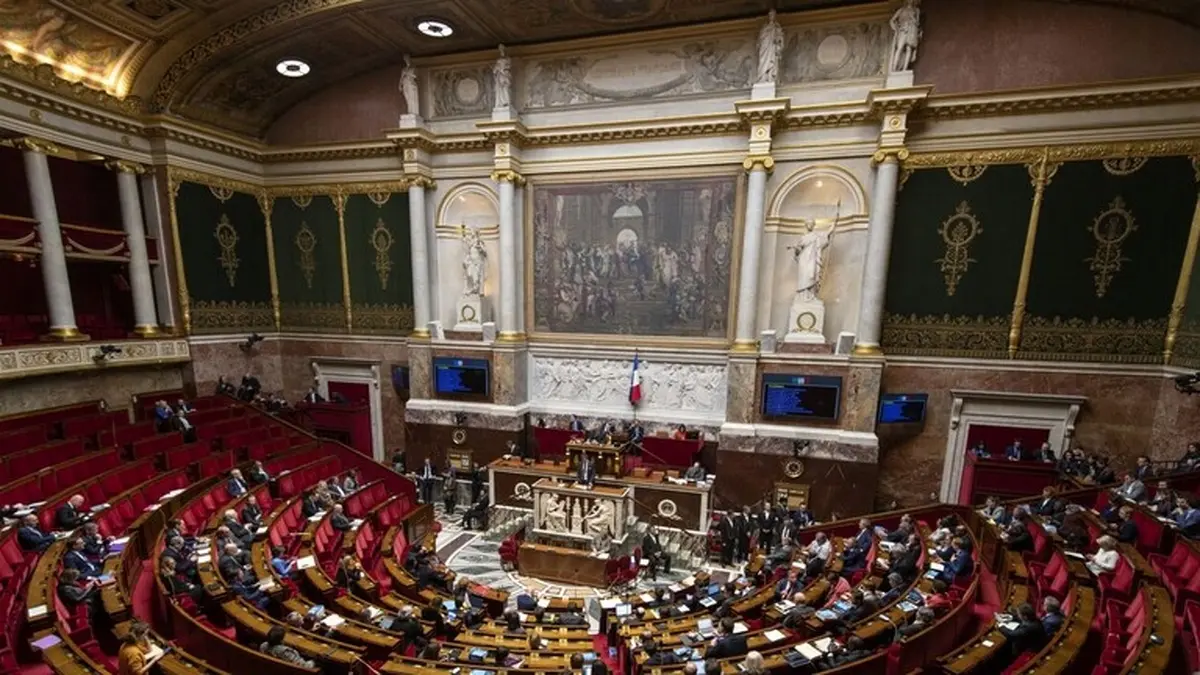مخالفت پارلمان فرانسه با رای‌گیری مجدد برای سلب اعتماد از دولت