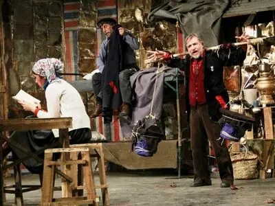نمایش «در اعماق» تمدید شد