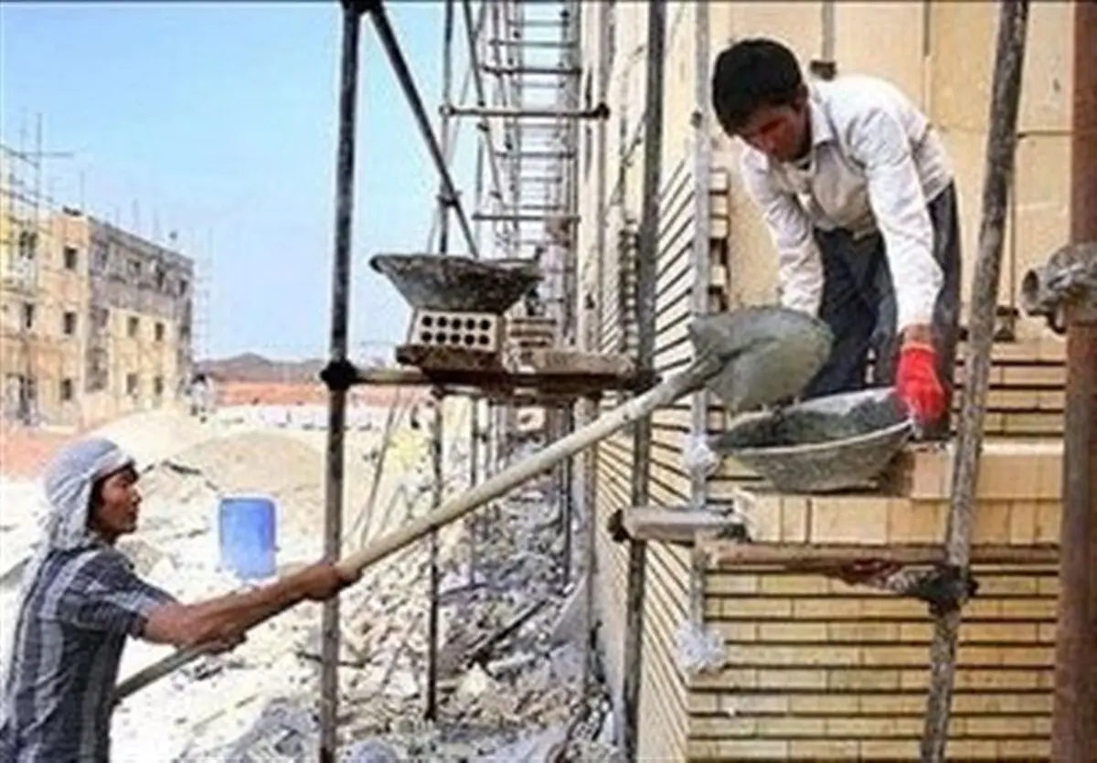 انتظار دو ساله کارگران برای اصلاحیه ماده ۵ قانون بیمه کارگران ساختمانی/بیمه کارگران ساختمانی در مجلس تعیین تکلیف شود