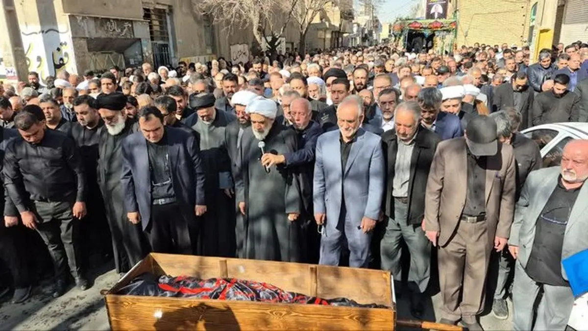 تشییع پیکر محمد قمی جانباز دفاع مقدس و نماینده سابق پاکدشت و ورامین