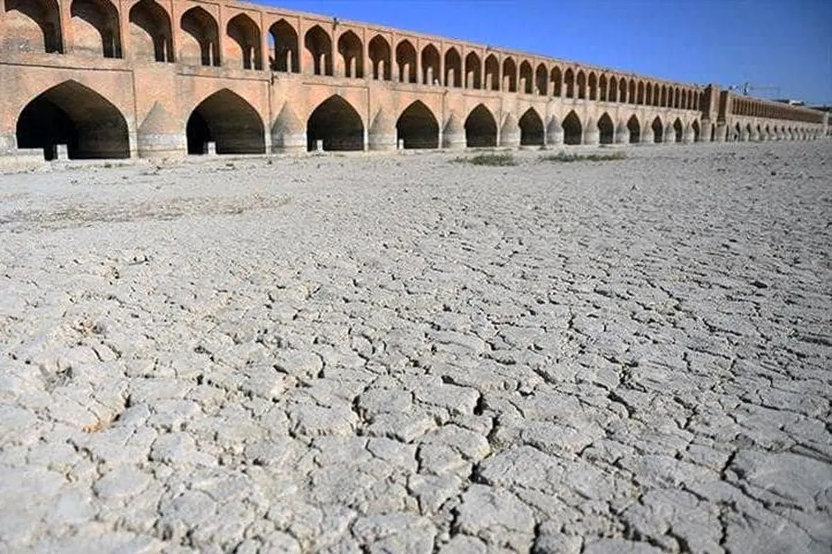 ماموریت رئیسی به مرکز بررسی‌های استراتژیک برای مطالعات علمی در زمینه احیای زاینده‌رود