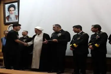 پرستاران خط مقدم سلامت جامعه هستند