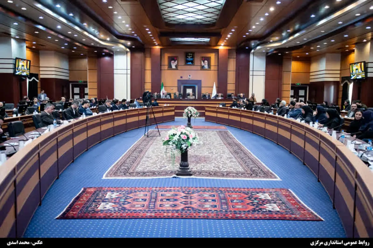 از ظرفیت روابط‌عمومی‌ها و پایگاه خبری برای معرفی اقدامات دولت استفاده شود