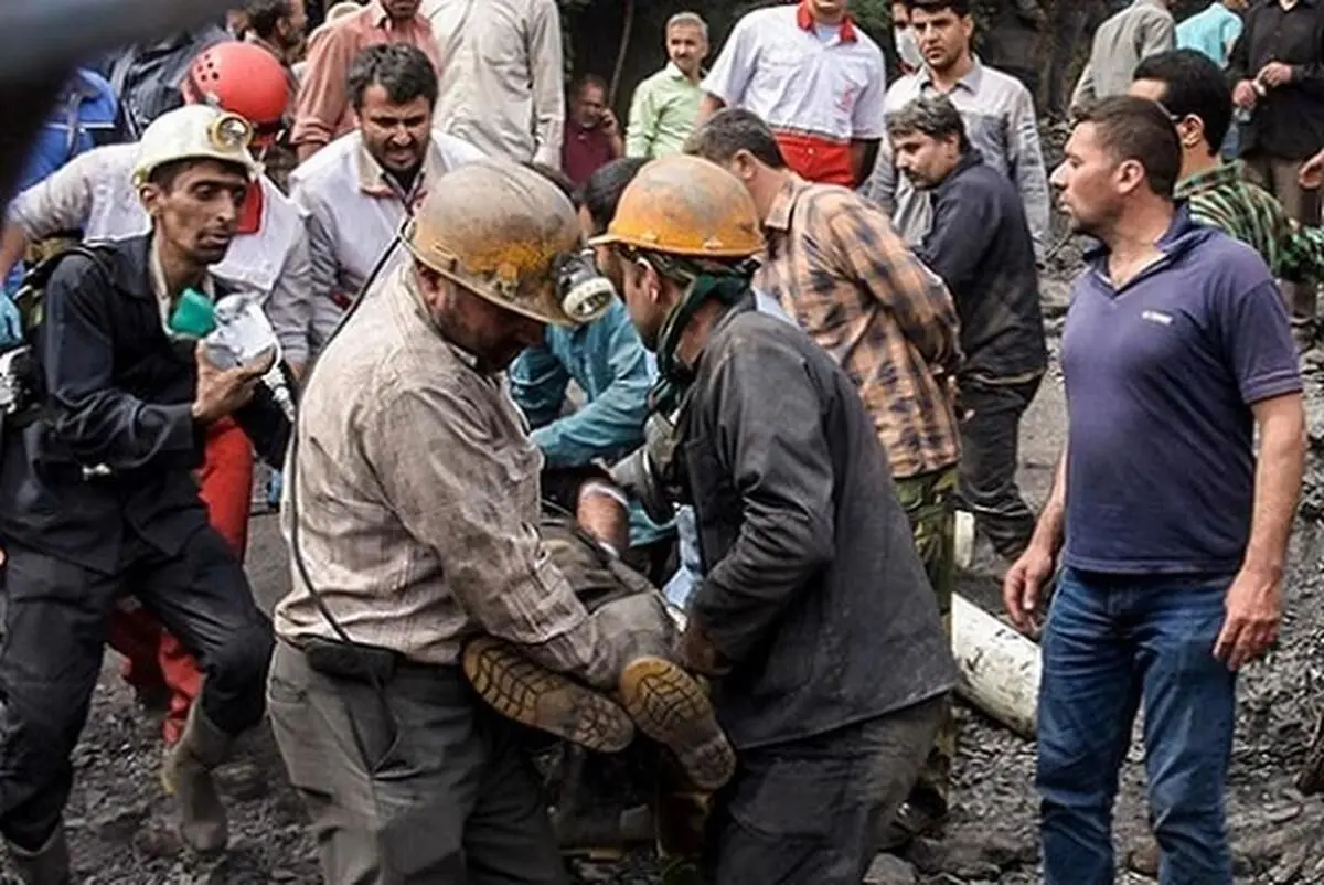 ۱۰ مرگ در ۳ سال در معدن طزره/ کارگران از دلایلِ تکرارِ حوادثِ مرگبار می‌گویند