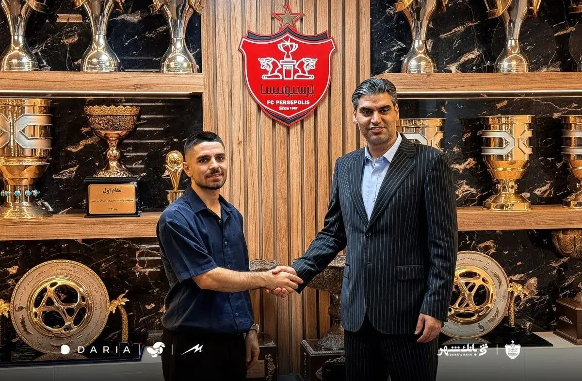 محمد عمری ۳ سال دیگر با پرسپولیس
