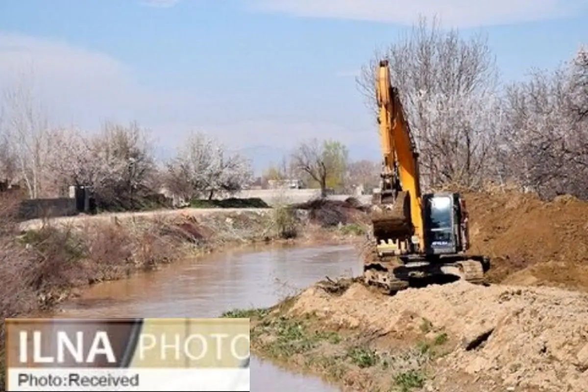 ۳۶ کیلومتر از مسیر رودخانه‌های قزوین لایروبی شد