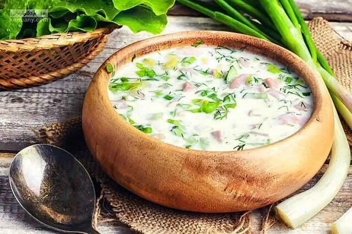 آموزش طرز پخت آش دوغ به سبک شیرازیها