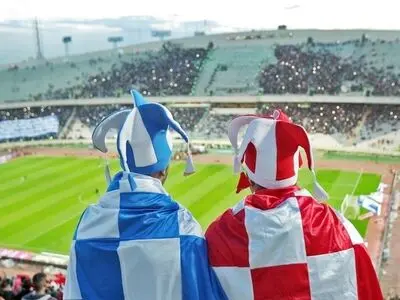 جلسه اعلام نتیجه مزایده‌چهارم سرخابی‌ها لغو شد/ادامه بلاتکلیفی‌ها!