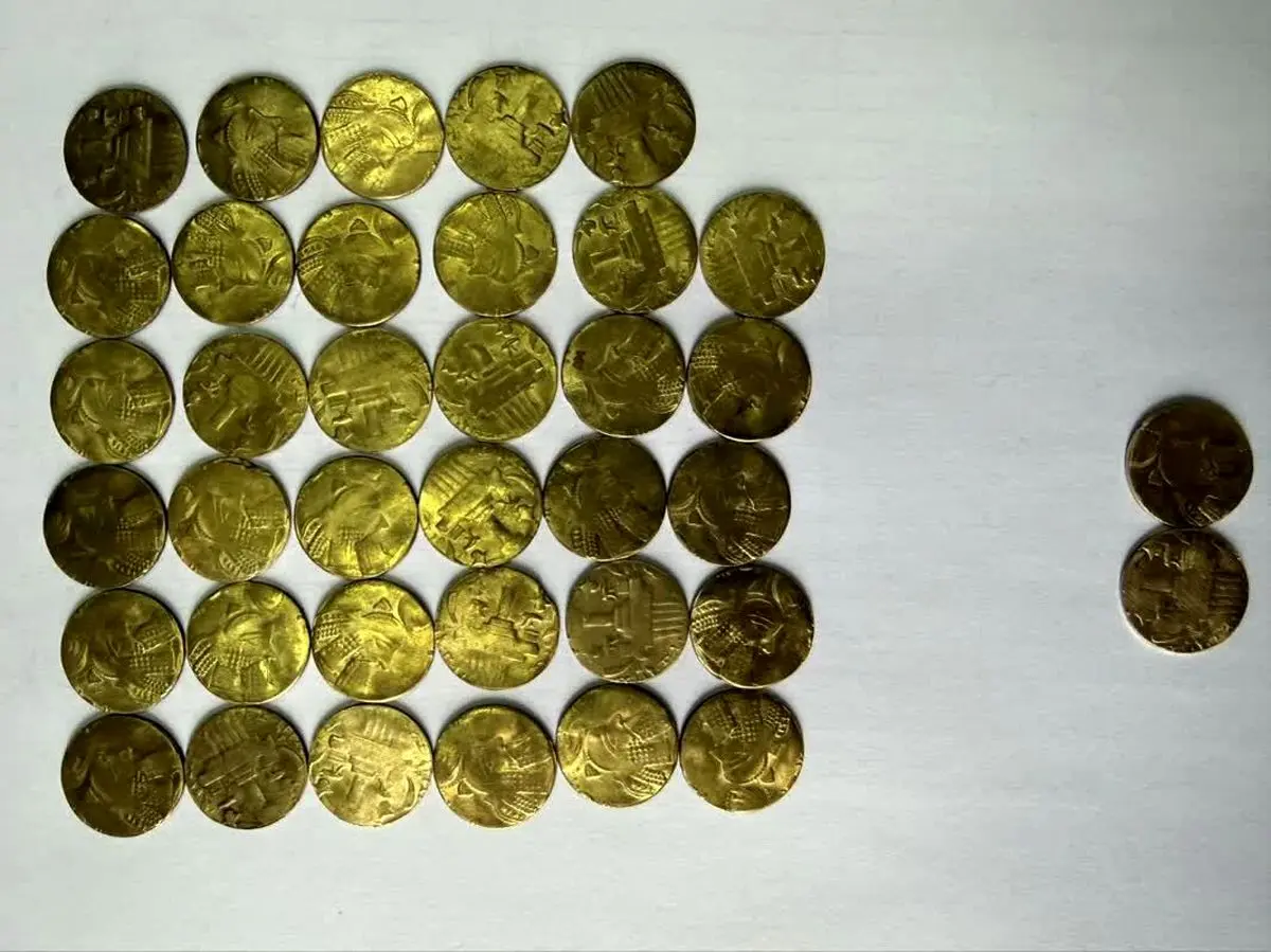  ۳۷ سکه ساسانی در اسدآباد کشف شد