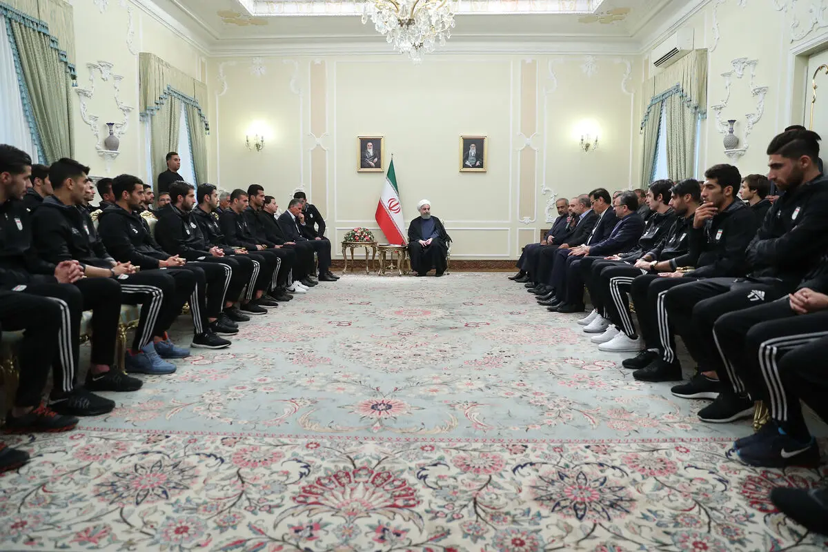 اعضای تیم ملی در رقابت‌های جام جهانی سفیران قدرت نرم ایران هستند/ دولت با تمام توان از تیم ملی حمایت می‌کند