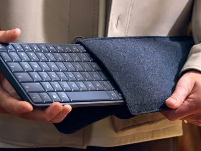 این کیبورد یک کامپیوتر کامل را در دل خود جای داده است