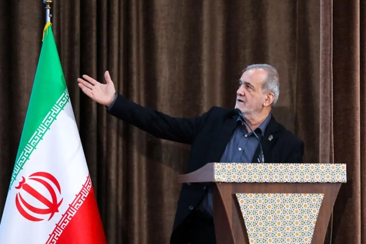 با آغوش باز از هر کس که راهکار عملی برای حل مشکلات دارد استقبال می‌کنیم