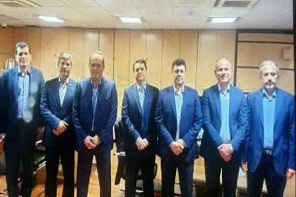 بازدید رئیس هیات مدیره بانک توسعه صادرات ایران از شعبه تجریش