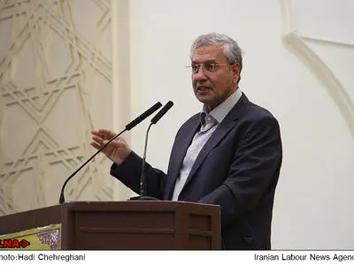 سخنرانی وزیر کار در نماز جمعه قم