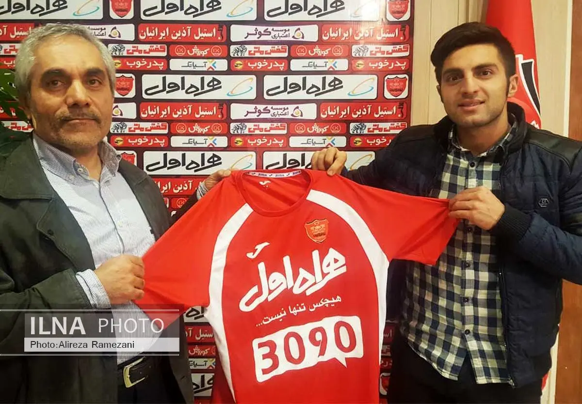 نریمان جهان برای دو فصل و نیم به پرسپولیس پیوست