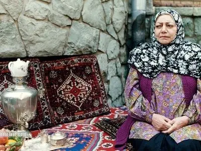 تصویری جالب از موتورسواری حمیده خیرآبادی و آتنه فقیه نصیر