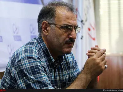 توئیت رمضان زاده درباره برداشت از بیت المال برای جبران تخلفات موسسات مالی