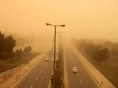 تداوم وزش باد و خیزش گردوخاک مهمان 2 روز آینده استان مرکزی