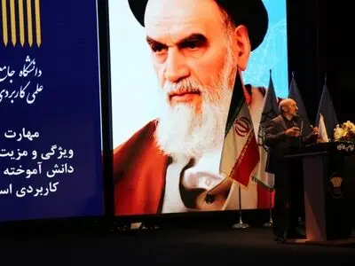 زمان پذیرش تکمیل ظرفیت دانشگاه جامع علمی کاربردی اعلام شد/ اشتغال بیش از ۷۰ درصد دانشجویان مهارتی