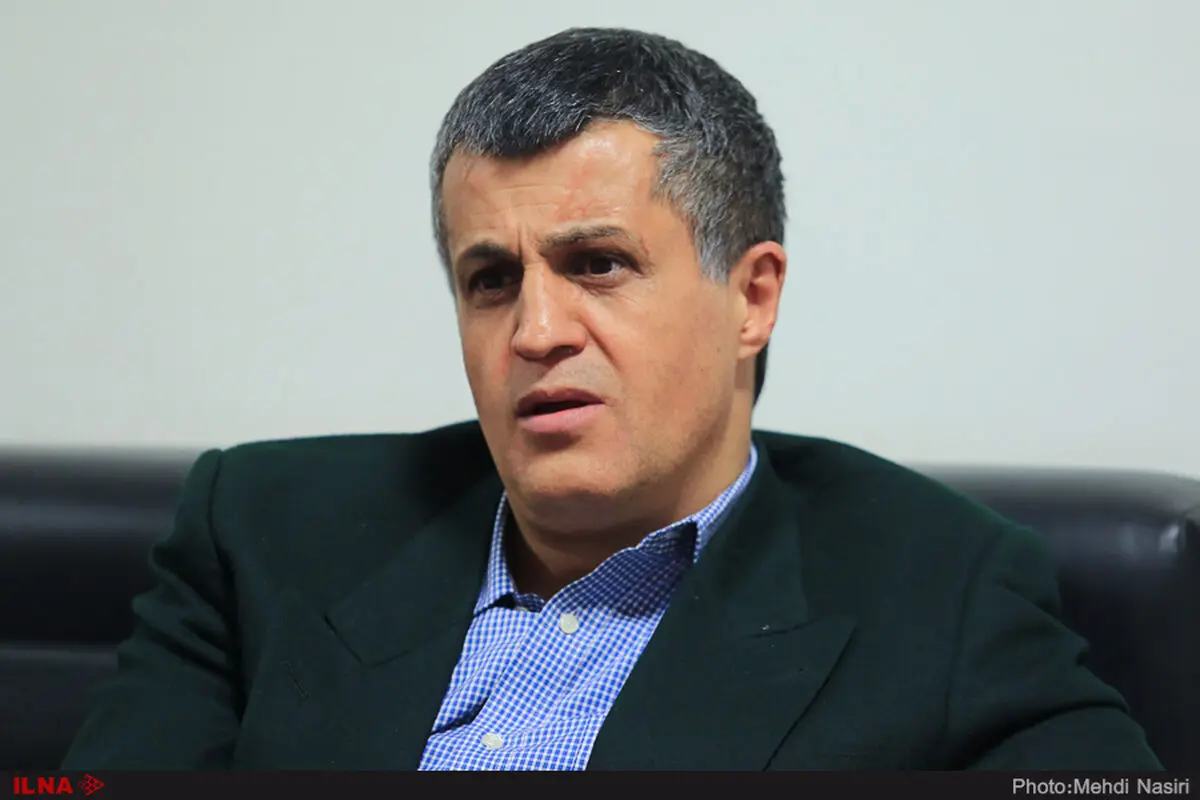 به آن بخش از سخنان منتشره‌ اخیرت در فضای مجازی نقد جدی دارم، اما این‌گونه اظهارنظرهاست که به آزادی بیان معنا می‌بخشد