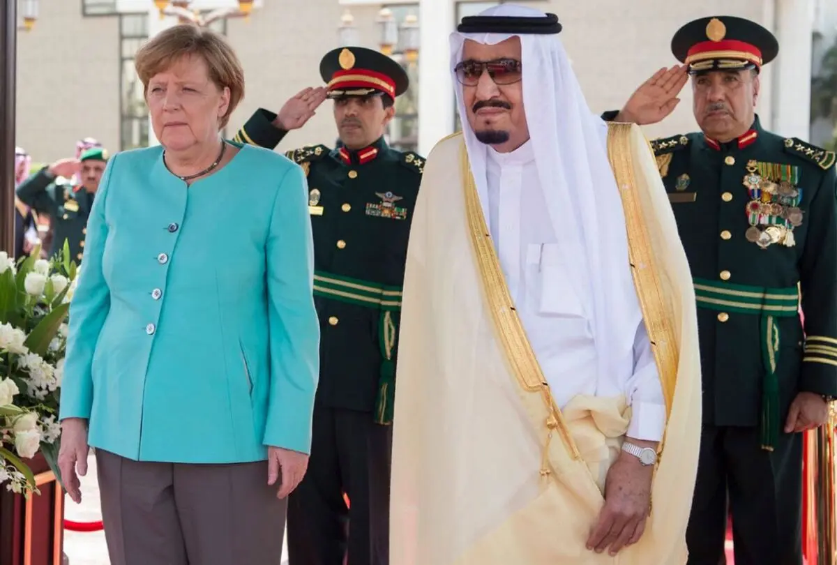 تور خاورمیانه مرکل با سفر به عربستان آغاز شد


